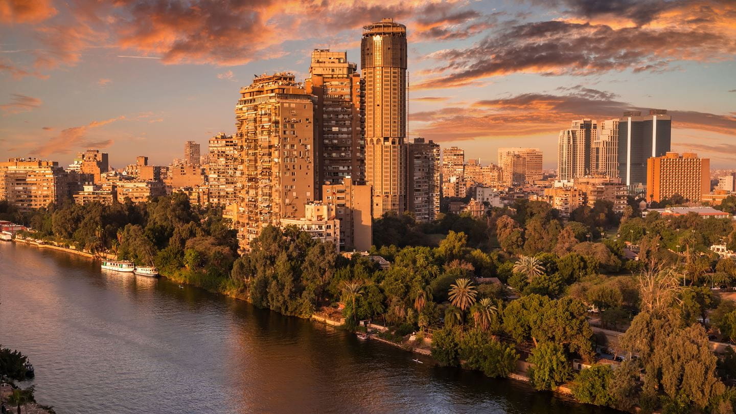 Cheap flights from London Luton to Cairo Sphinx from easyJet