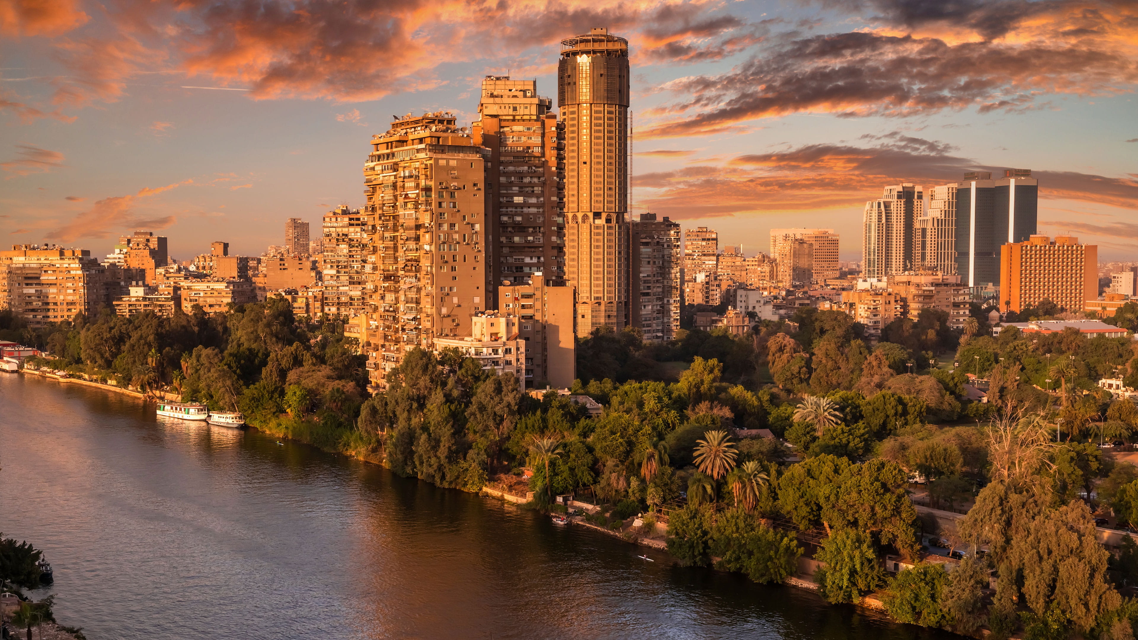 Cheap flights from London Luton to Cairo Sphinx from £111.64 easyJet