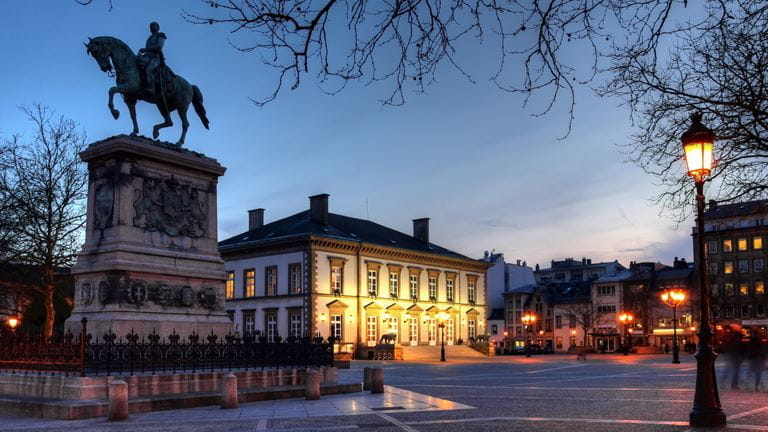 Voos baratos para Luxemburgo | easyJet