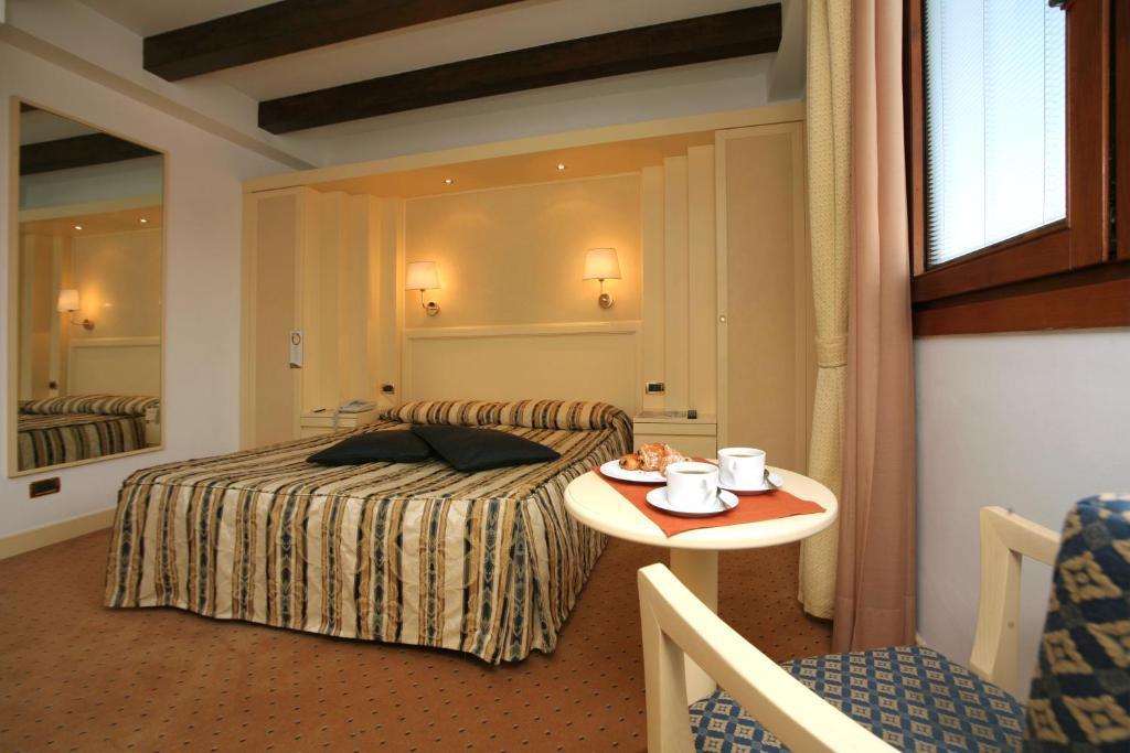 Hotel Giudecca Venezia easyJet holidays